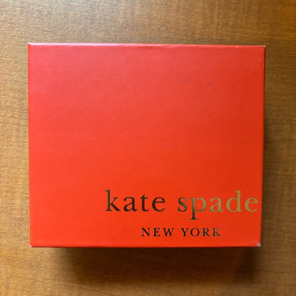 Kate Spade Metallic Gold Wallet Trifold NWOT - Picture 13 of 13